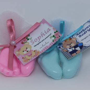 Comprar o produto de sabonetes par  pezinhos para lembrancinhas mhz em Cosméticos e Cuidado Pessoal em Jaú, SP por Solutudo