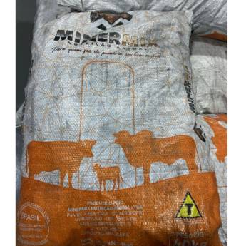 Comprar o produto de Carvão de 40 kg em Carvão pela empresa Empório Primare Bebidas e Eventos - Loja 02 em Mineiros, GO por Solutudo