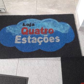 Comprar o produto de tapetes personalizados 20% de desconto em A Classificar em Joinville, SC por Solutudo