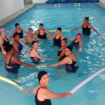 Comprar o produto de Aulas de Hidroginástica Particular em Personal Trainer em Botucatu, SP por Solutudo