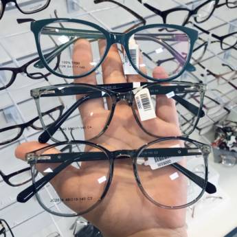 Comprar o produto de Armação de óculos Paparazzi em Armações pela empresa Óticas Polini - Três Lagoas em Foz do Iguaçu, PR por Solutudo