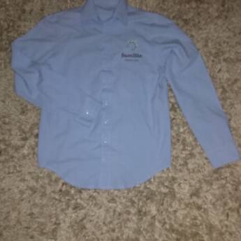 Comprar o produto de  Uniforme- Camisa Social em A Classificar em Bauru, SP por Solutudo