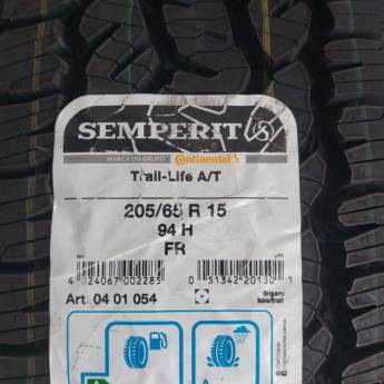 Comprar o produto de Pneu 205/65/15 para Saveiro / Cross Fox em Pneus para Carros em Bauru, SP por Solutudo