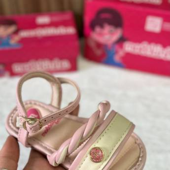Comprar o produto de Sandália Molekinha infantil feminina  em Calçados Infantis em Uberlândia, MG por Solutudo
