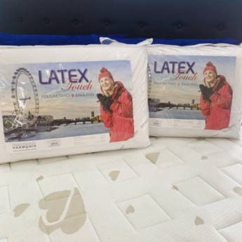 Comprar o produto de TRAVESSEIRO DE LÁTEX em Travesseiros em Americana, SP por Solutudo