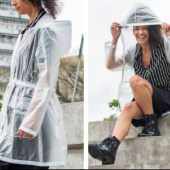 Comprar o produto de Capa de chuva em Roupas e Acessórios pela empresa Escritório Ampulheta AR - Consultorias e Serviços de Imagem Pessoal e Moda em Botucatu, SP por Solutudo