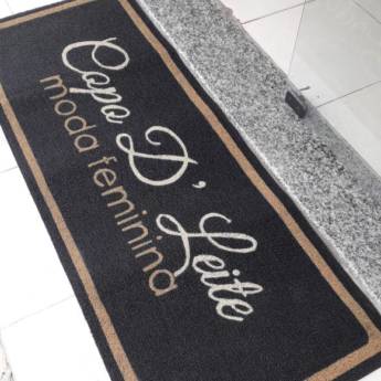 Comprar o produto de capachos personalizados em A Classificar em Joinville, SC por Solutudo