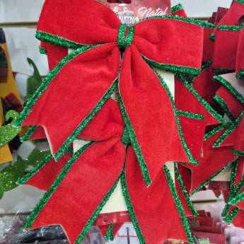 Comprar o produto de Kit laço vermelho e verde 20x18cm em Artigos de Natal em Mineiros, GO por Solutudo