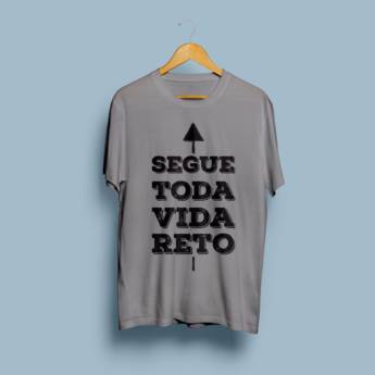 Comprar produto Camiseta "Segue toda vida reto" - GG em Camisetas pela empresa Joinvilleiros em Joinville, SC