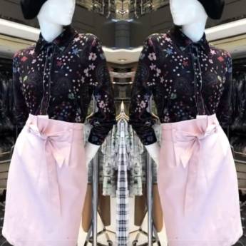 Comprar o produto de Camisa Floral de Veludo (Disponível no Tamanho: 40 e 42). Saia Clochard de Couro Eco ( Última peça Disponível no Tamanho: 38/40). em Roupas e Acessórios em Bauru, SP por Solutudo