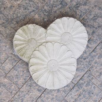 Comprar o produto de Lajota com 3 Margaridas em Acessórios em Atibaia, SP por Solutudo