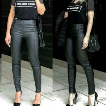 Comprar o produto de Calça Skinny de Couro Eco c/ Recortes a Laser (Única peça Disponível no Tamanho: 36) em Roupas e Acessórios em Bauru, SP por Solutudo