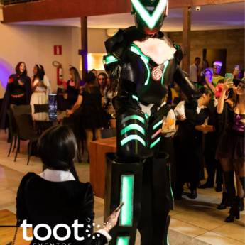 Comprar o produto de Animação para Festa de 15 Anos Debutante - Transforme Sua Festa em um Evento Inesquecível em Convites Debutantes pela empresa Tutitu Animações em Belo Horizonte, MG por Solutudo