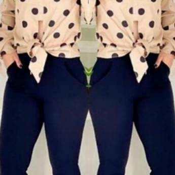 Comprar o produto de Calça Flare de Alfaiataria (Semelhante a Essa Disponível no Tamanho: 50) em Roupas e Acessórios em Bauru, SP por Solutudo