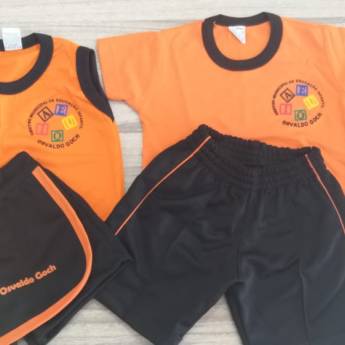 Comprar o produto de Uniforme CMEI Osvaldo Goch em Uniformes Escolares em Foz do Iguaçu, PR por Solutudo