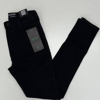 Comprar o produto de Calça casual Ouzzare em A Classificar em Uberlândia, MG por Solutudo