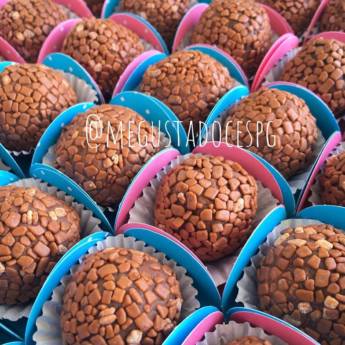 Comprar o produto de Brigadeiros Tradicionais/Belga em Brigadeiro em Praia Grande, SP por Solutudo