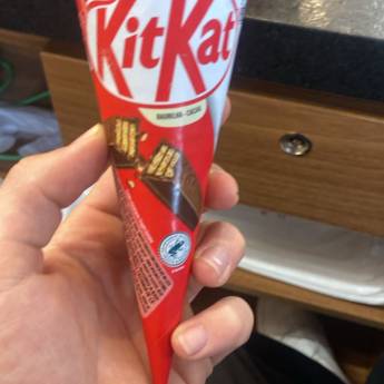 Comprar o produto de Sorvete Corneto KitKat em Sorvetes pela empresa Empório Primare Bebidas e Eventos - Loja 02 em Mineiros, GO por Solutudo