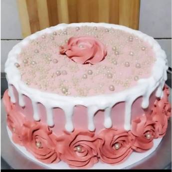 Comprar o produto de Bolo de Flocos em Bolos em Itupeva, SP por Solutudo