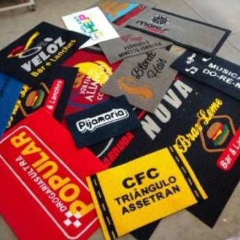 Comprar o produto de capachos para lojas  em A Classificar em Joinville, SC por Solutudo