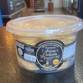 Comprar o produto de Queijo Provolone Desidratado Tradicional  em Queijo pela empresa Empório Primare Bebidas e Eventos - Loja 02 em Mineiros, GO por Solutudo