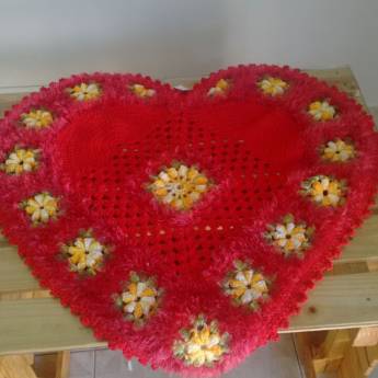 Comprar o produto de Tapete de crochê em Tapetes em Marília, SP por Solutudo