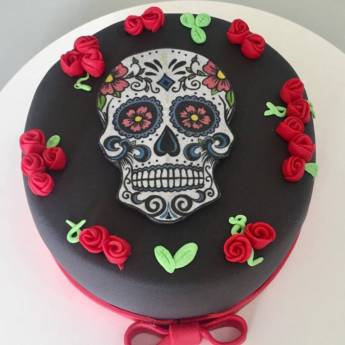 Comprar o produto de Bolo temático  em Bolos e Doces em Bauru, SP por Solutudo