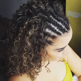 Comprar o produto de TRANÇA ENRAIZADA MEIA em Profissionais de Beleza em Bauru, SP por Solutudo