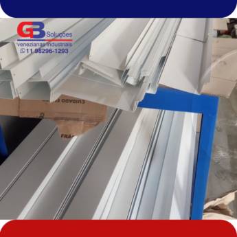 Comprar o produto de PERFIL VENEZIANA ALUMÍNIO GB SOLUÇÕES em Materiais para Construção em Jundiaí, SP por Solutudo
