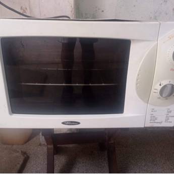 Comprar o produto de Forno Microondas – Assistência Técnica em Praia Grande em Assistência Técnica em Praia Grande, SP por Solutudo