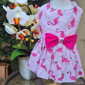 Comprar o produto de Vestido Estampa Flamingo em Pet Shop em Jundiaí, SP por Solutudo
