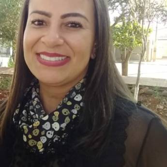 Comprar o produto de Olá meus queridos, muito prazer, me chamo Lorraine, sou uma ótima massagista e massoterapeuta com especialização na massagem tântrica. em Massagistas - SPA em Americana, SP por Solutudo