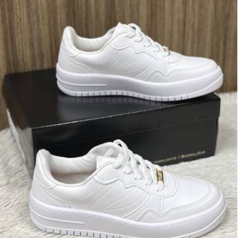 Comprar o produto de Tênis feminino adulto Vizzano em A Classificar em Uberlândia, MG por Solutudo