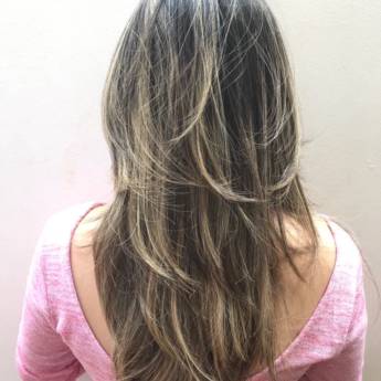 Comprar o produto de Corte / Corte Bordado em Salões de Beleza em Bauru, SP por Solutudo