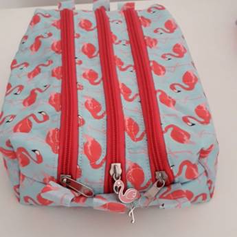Comprar o produto de Estojo escolar em patchwork com 3 divisórias em Acessórios em Patchwork em Capivari, SP por Solutudo