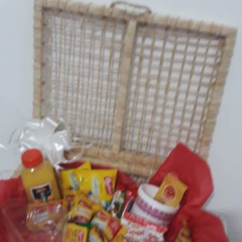 Comprar o produto de CESTA DE CAFÉ DA MANHA e de CHOCOLATE em Duplicado em Praia Grande, SP por Solutudo