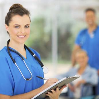 Comprar o produto de Técnico em Enfermagem (Presencial) em A Classificar em Botucatu, SP por Solutudo