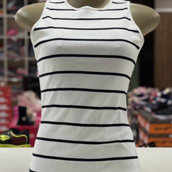 Comprar o produto de Blusa adulta Malwee em A Classificar pela empresa Lojas Dom Flavittos em Uberlândia, MG por Solutudo