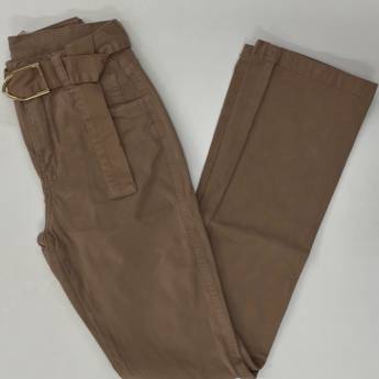 Comprar o produto de Calça feminina adulta Ognus em A Classificar em Uberlândia, MG por Solutudo