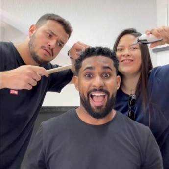 Comprar o produto de Corte de Cabelo Masculino em São Manuel – Estilo e Precisão em Barbearias em São Manuel, SP por Solutudo