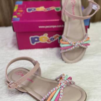Comprar o produto de Sandália Pé com Pé infantil feminina  em Calçados Infantis pela empresa Lojas Dom Flavittos em Uberlândia, MG por Solutudo