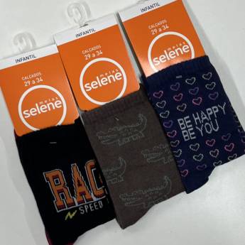 Comprar o produto de Meia infantil Selene em A Classificar em Uberlândia, MG por Solutudo