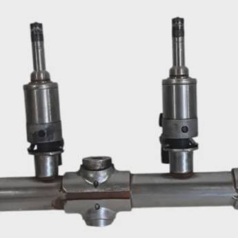 Comprar o produto de Flauta C Bicos Injetores Vw Up Tsi 1.0 Turbo Original Usado em Motores e Partes pela empresa Tem de Tudo - Peças de Desmanche Nacionais e Importadas em Marília, SP por Solutudo