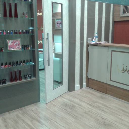 -Móveis planejados para ambientes comerciais. por M.1 Móveis Planejados