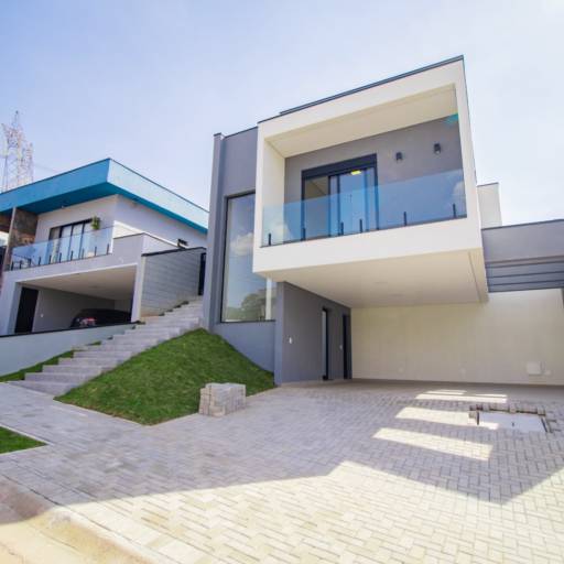  Casa, nova, Cond. Bella Vittà, em Jundiaí, construção em estilo toda moderna. em Jundiaí, SP por Imobiliária SVC Imóveis ( CRECI 35.102 J )