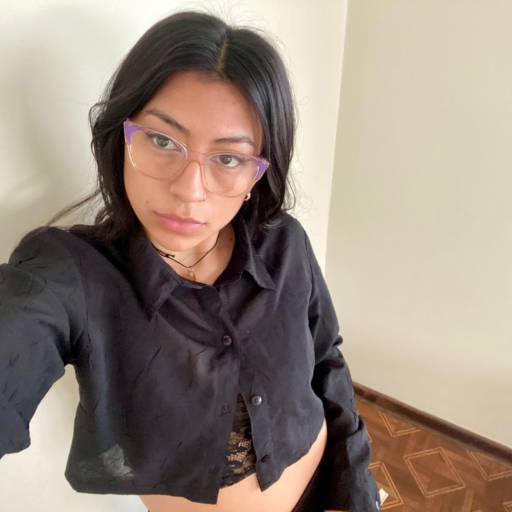 Olá, meu nome é  Mili sou Argentina, formada em Massagem Tântrica. 