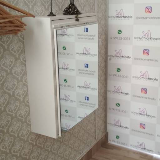 Mesa comercial móvel por M.1 Móveis Planejados