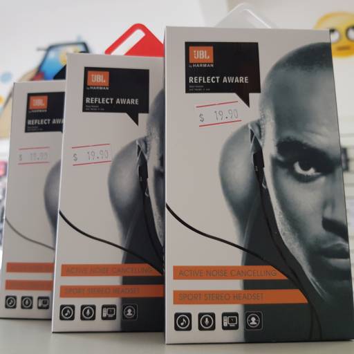 Fone JBL por Icase - Cases e Acessórios 