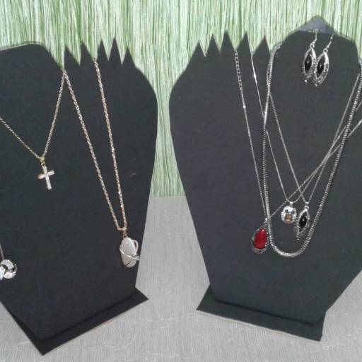 Bijuterias por Diferencial Presentes