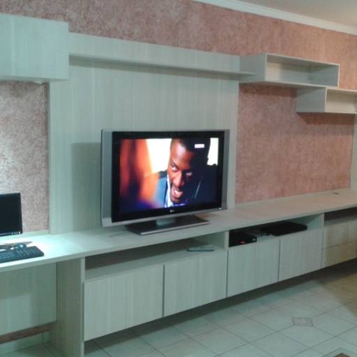 Painel sala de TV por M.1 Móveis Planejados